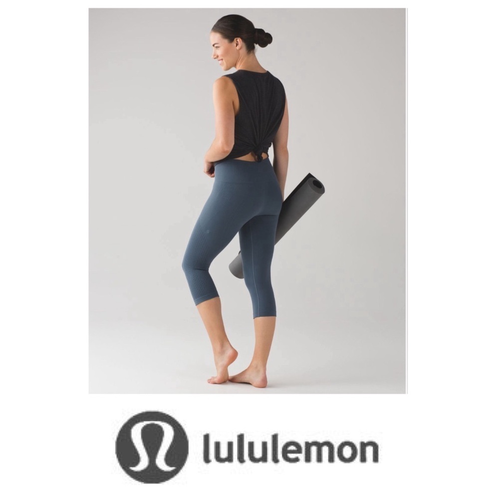 Lululemon Flow & Go Crop Seamless Leggings in Size 8